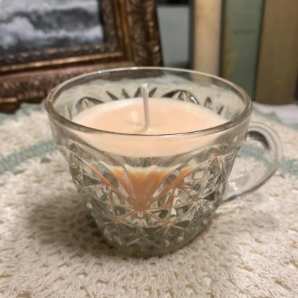 Pink Teacup Candle - Picture 2 of 3
